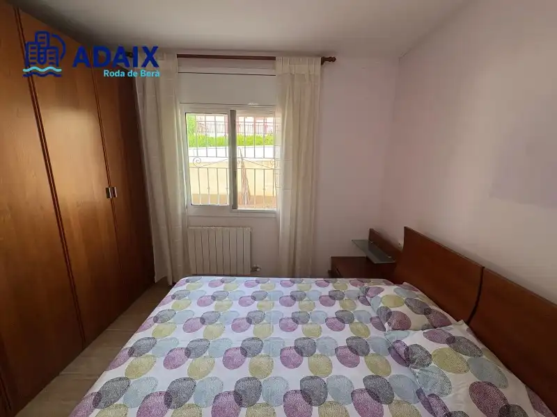 Bedroom of Houses for sale in Roda de Berà  with Air Conditioner, Heating and Terrace