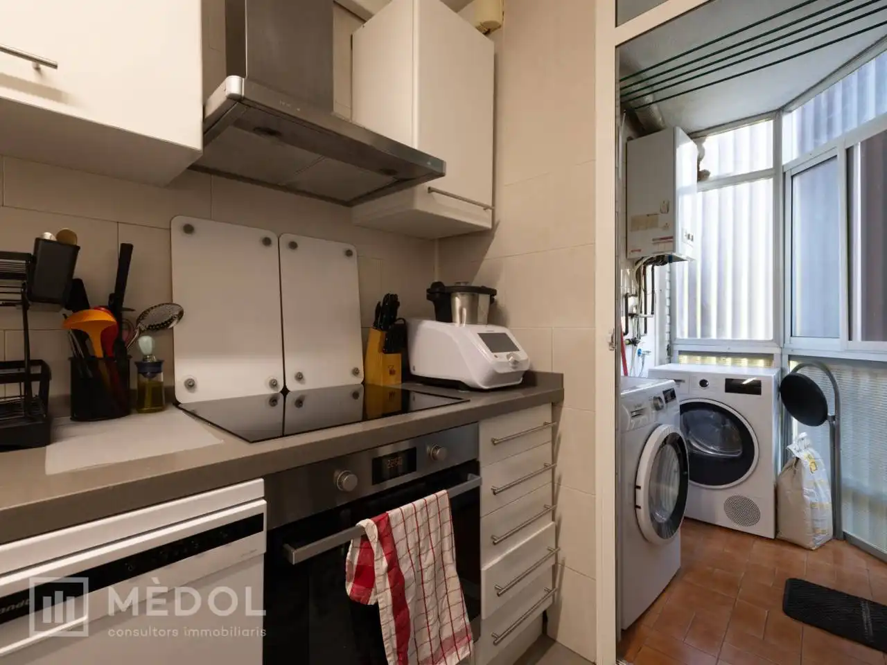 Kitchen of Flat for sale in Reus  with Heating and Parquet flooring