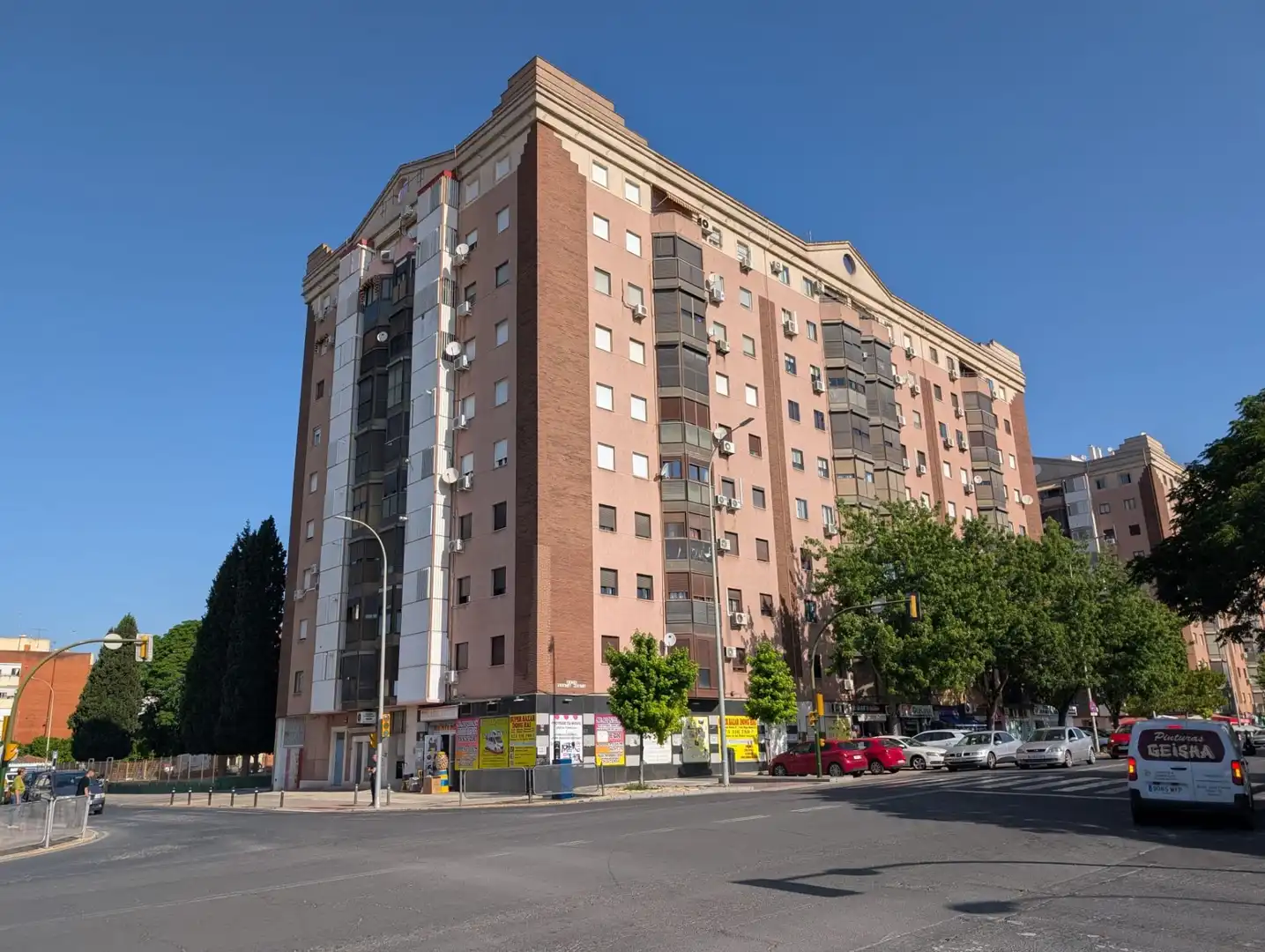 Vista exterior de Piso en venta en Huelva