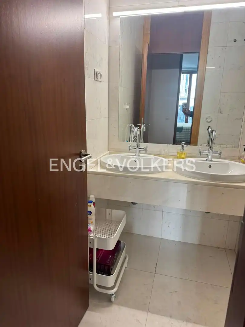 Baño de Piso de alquiler en Madrid con Calefacción, Amueblado y Balcón