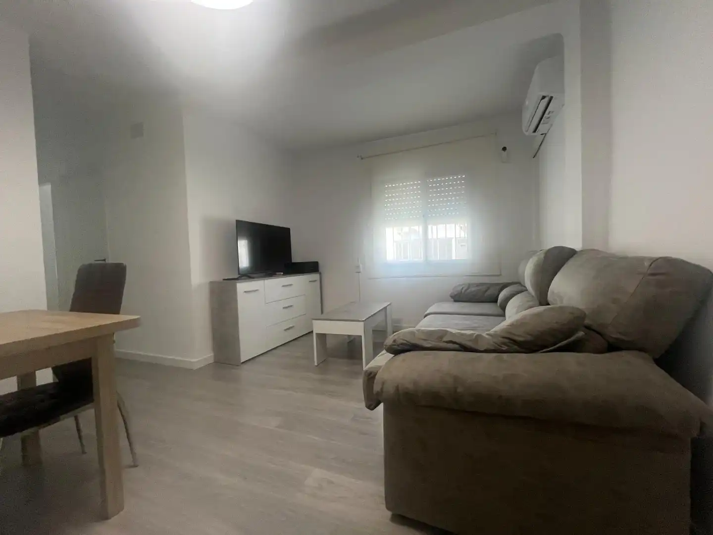 Sala d'estar de Pis en venda en Jerez de la Frontera amb Aire condicionat