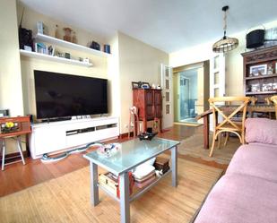 Sala d'estar de Pis en venda en Bilbao  amb Calefacció, Parquet i Terrassa