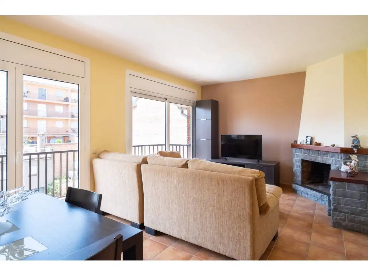 Sala de estar de Piso en venta en Avià con Calefacción y Balcón