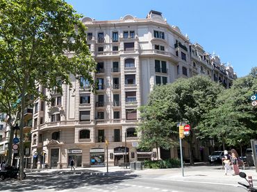 Piso con balcón en venta en Gran Via de les Corts Catalanes 501 BIS