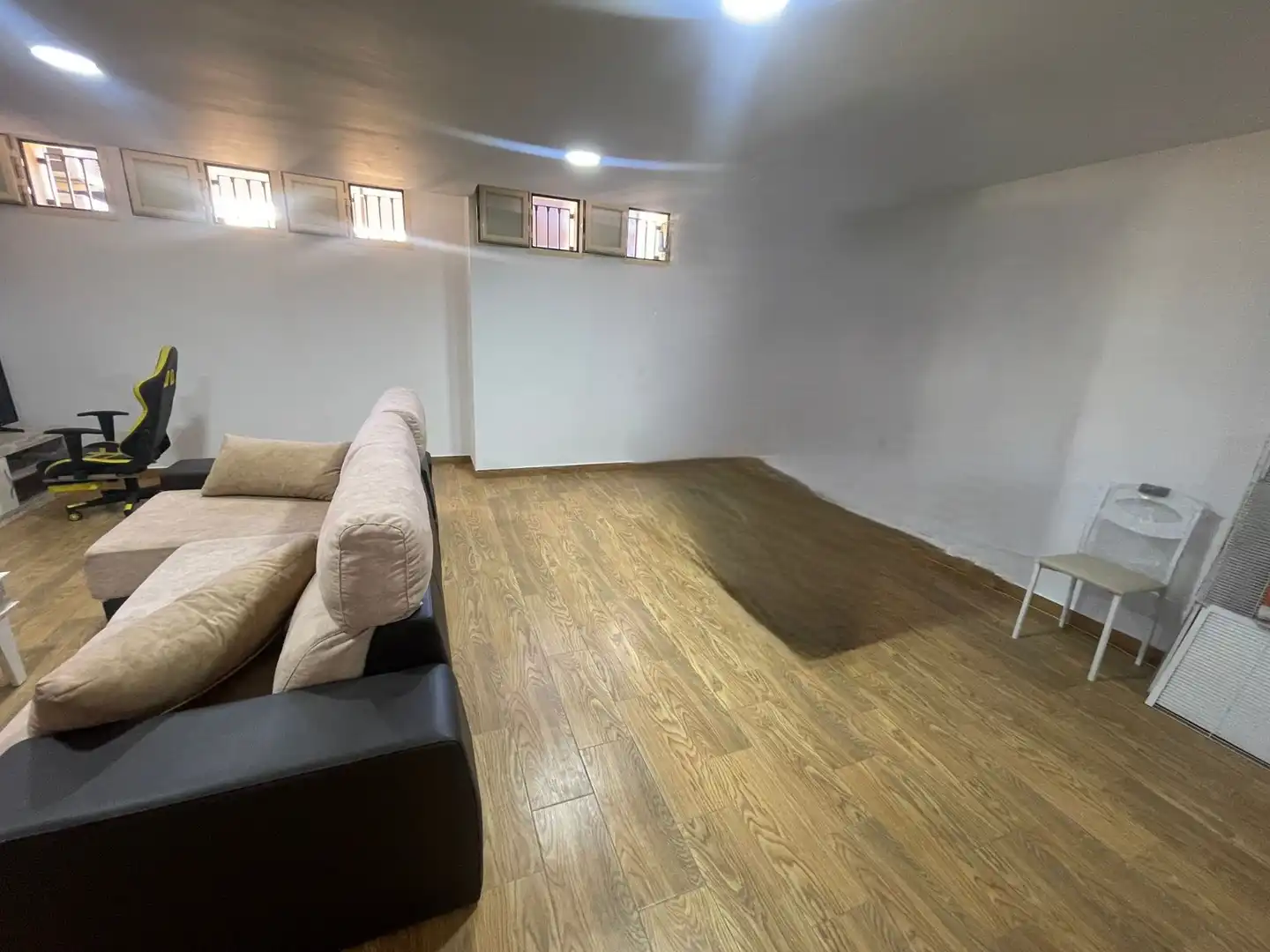 Casa adosada en venda en Alhaurín de la Torre amb Aire condicionat, Jardí privat i Terrassa