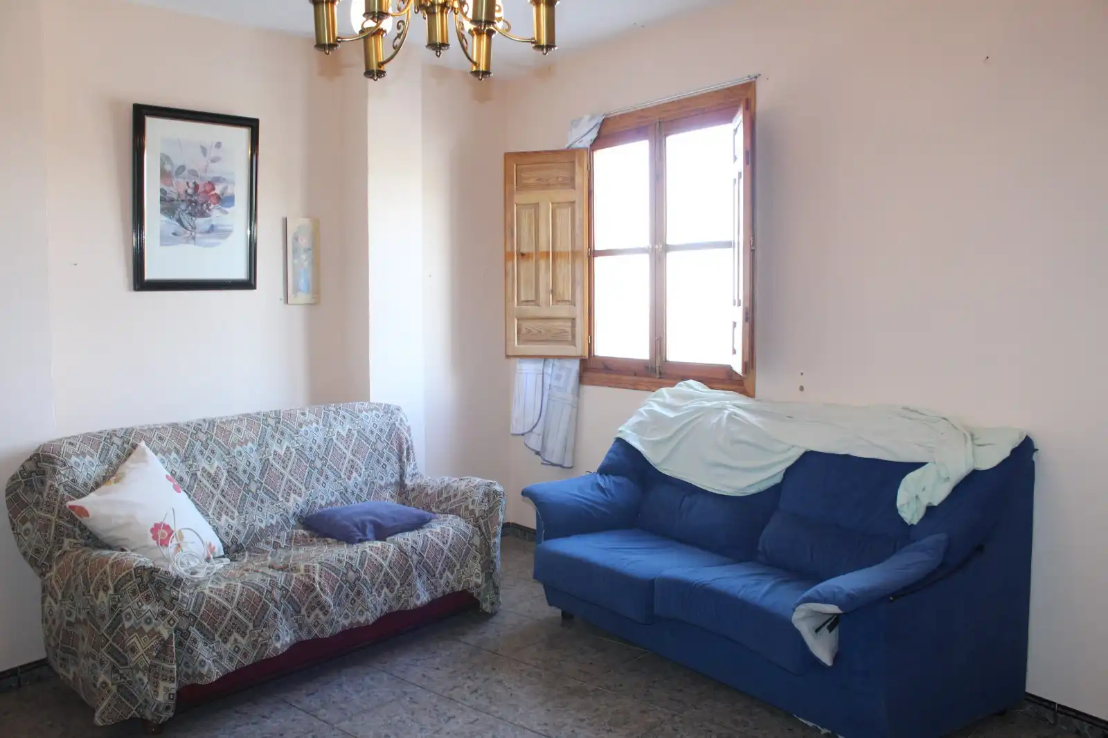 Sala de estar de Casa o chalet en venta en Nevada con Terraza, Trastero y Amueblado