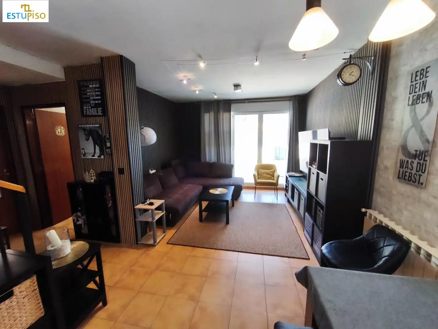 Sala d'estar de Casa adosada en venda en Erriberagoitia / Ribera Alta amb Calefacció, Terrassa i Alarma