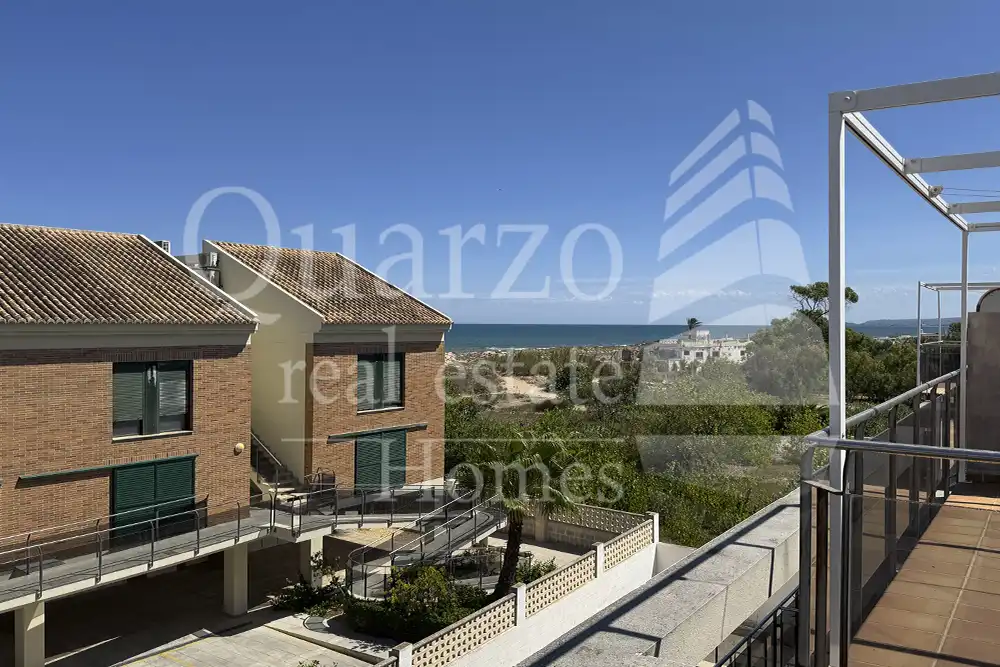 Außenansicht von Maisonette zum Verkauf in Oliva mit Klimaanlage, Terrasse und Möbliert