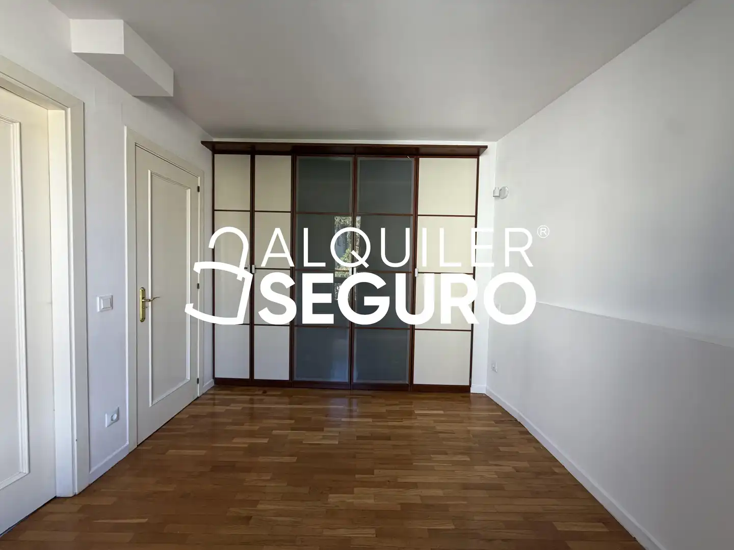 Bedroom of Attic for rent in Torrelodones  with Air Conditioner, Heating and Terrace