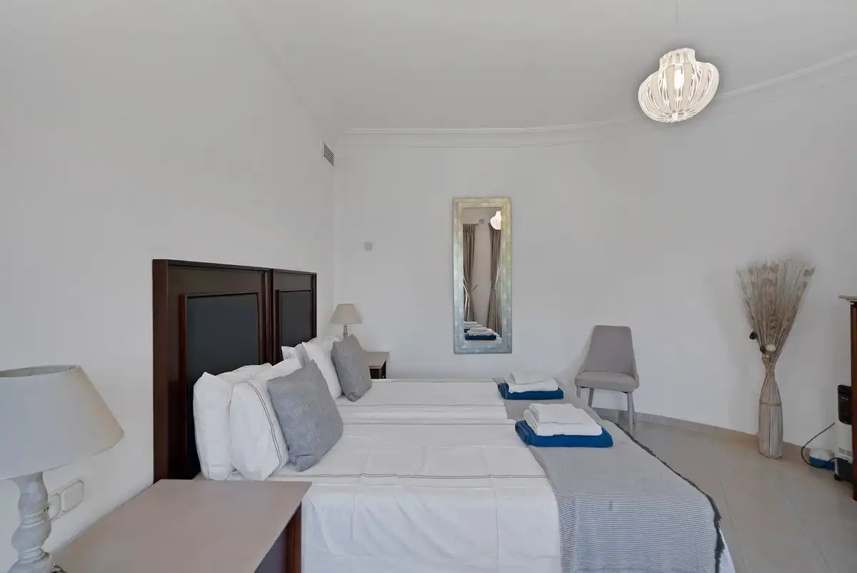 Casa amb piscina en venda a Elviria - Cabopino, imagen 27