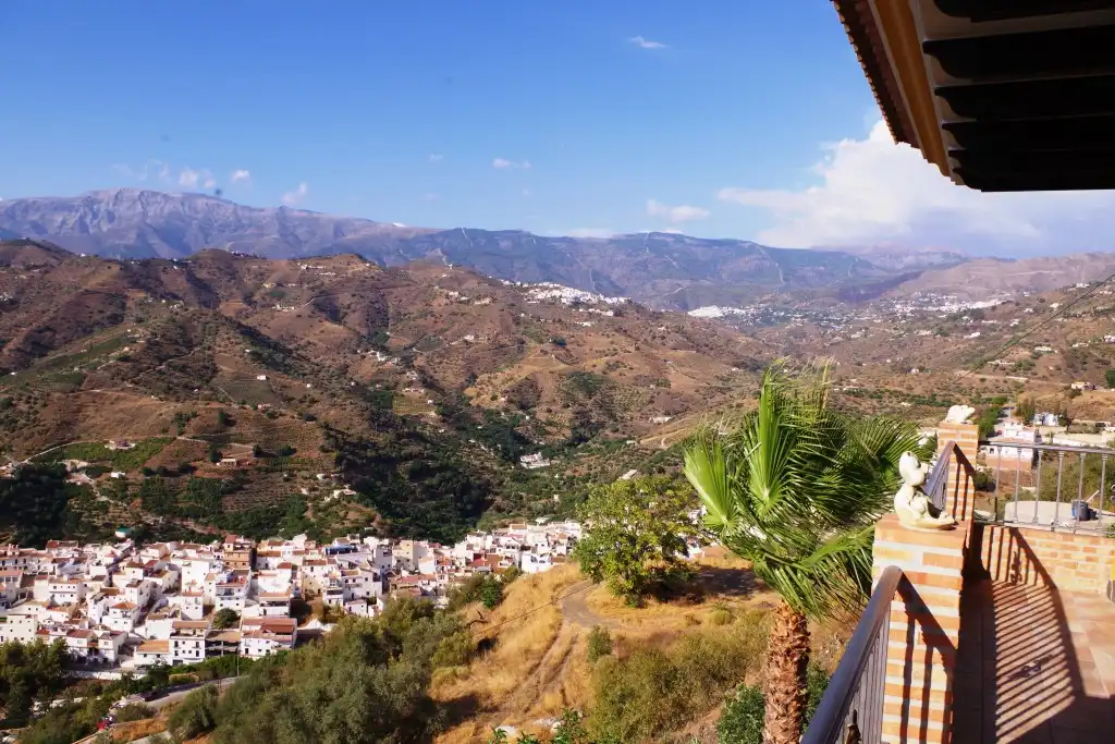 Casa rustica con piscina in vendita a Sayalonga, imagen 2