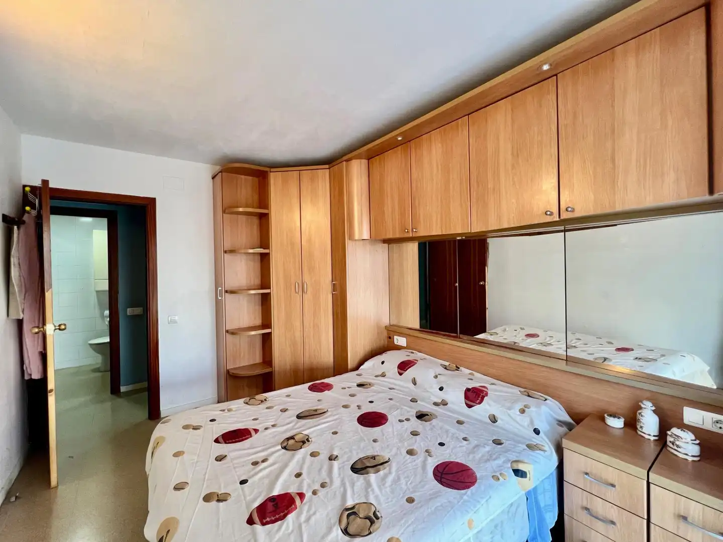 Habitación de Piso en venta en Sabadell con Aire acondicionado, Trastero y Balcón