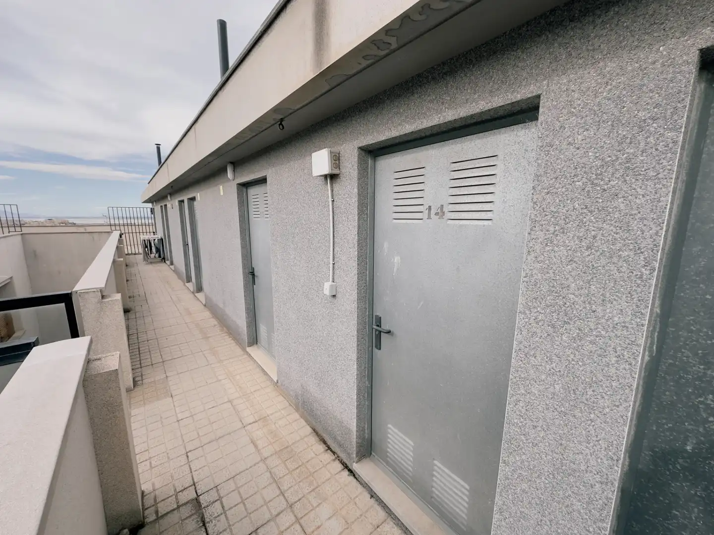 Vista exterior de Apartamento en venta en Santa Pola con Aire acondicionado, Calefacción y Parquet