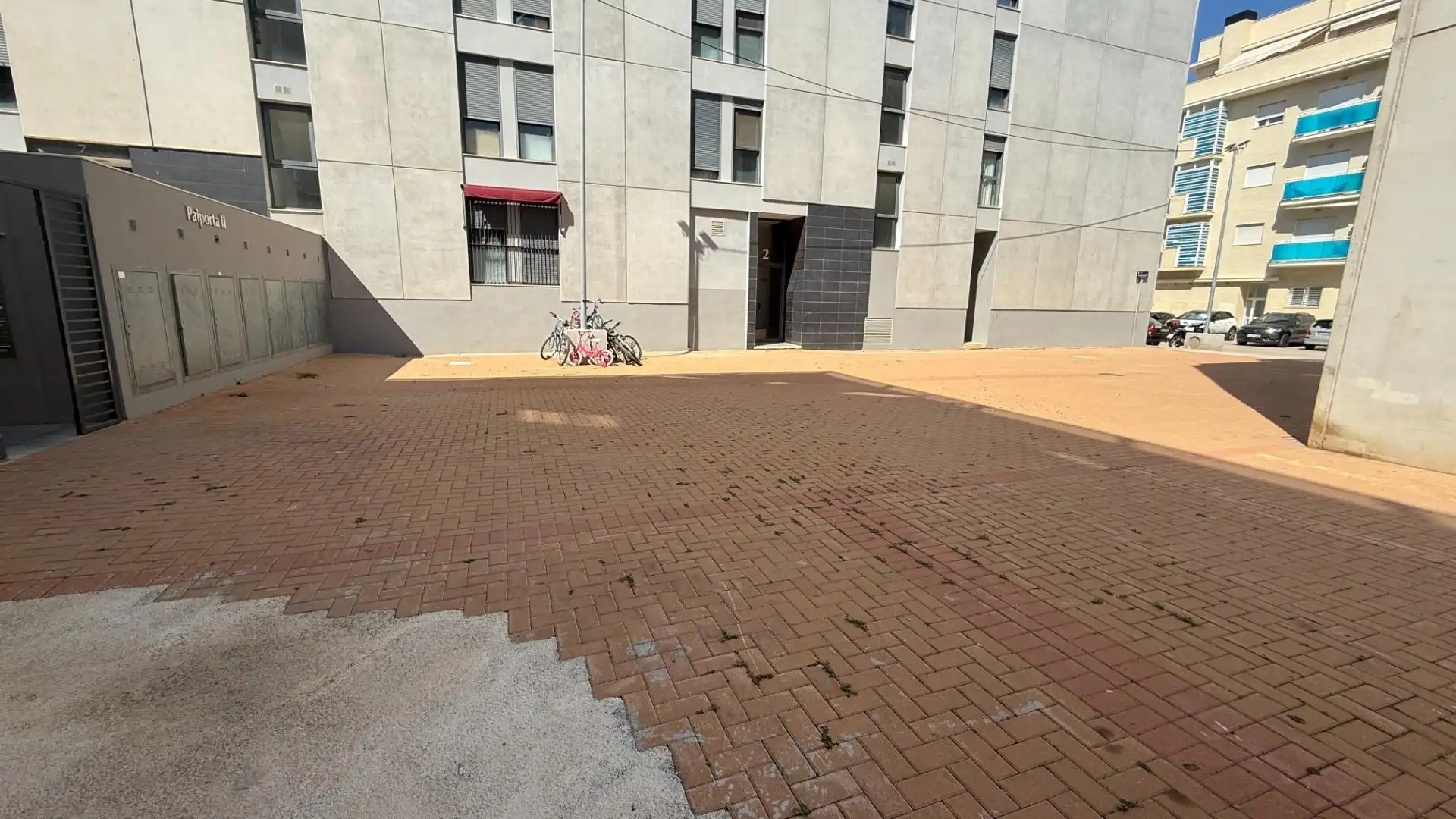 Parking de Planta baja en venta en Paiporta con Aire acondicionado, Calefacción y Terraza