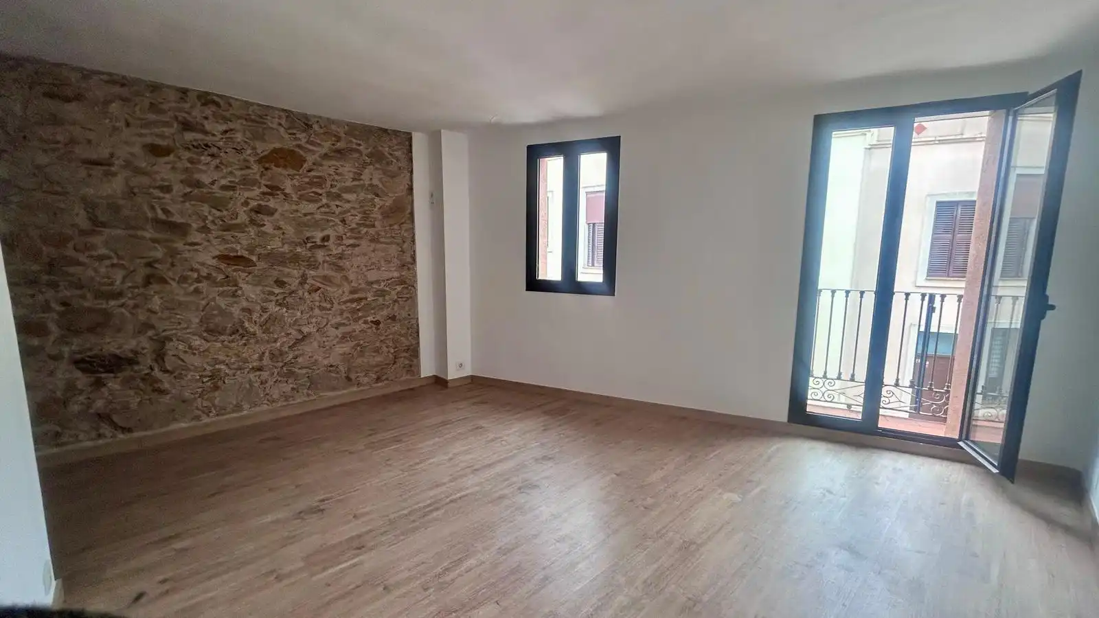 Sala d'estar de Casa o xalet en venda en Santa Coloma de Cervelló amb Terrassa i Balcó