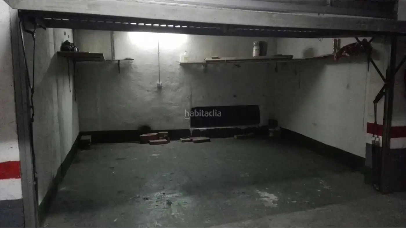Einzelparkplatz zum Verkauf in Calle Florida 10