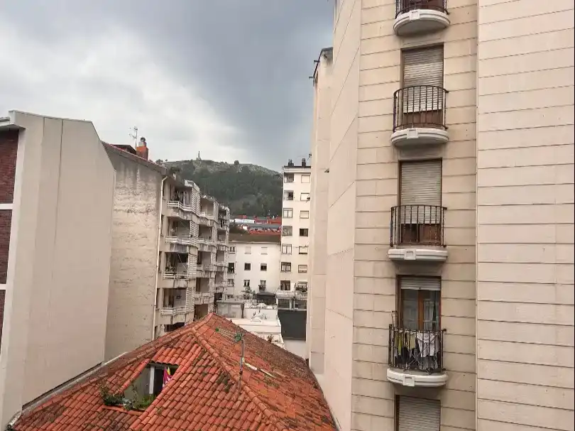 Exterior view of Flat for sale in Castro-Urdiales  with Balcony
