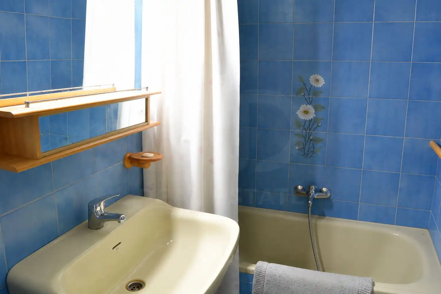 Casa aparellada amb piscina en venda a Heliópolis, imagen 15