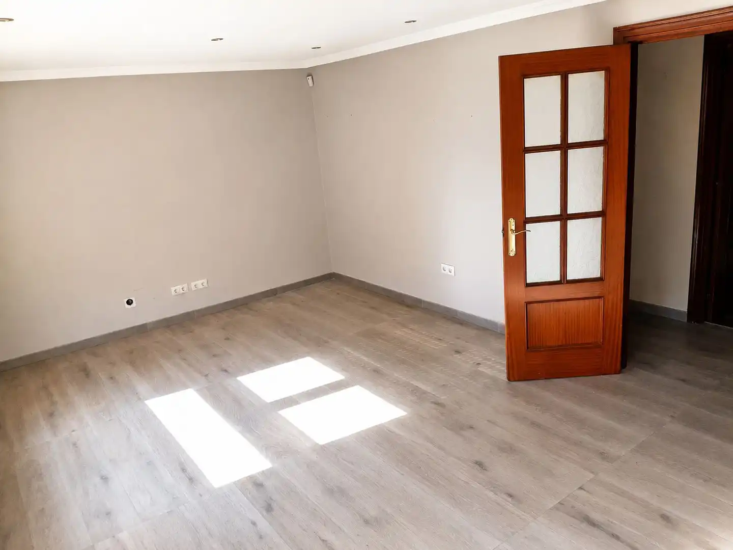 Wohnung zum Verkauf in Lena, imagen 3