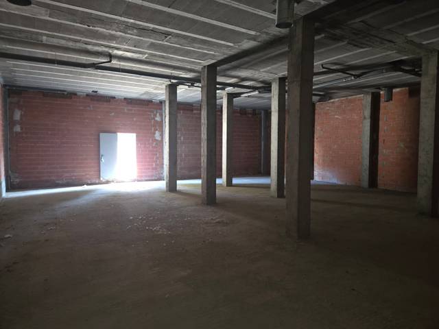 Local comercial en Venta en Avenida Emiliano Alonso Sanchez - Lombas en Puebla de Lillo