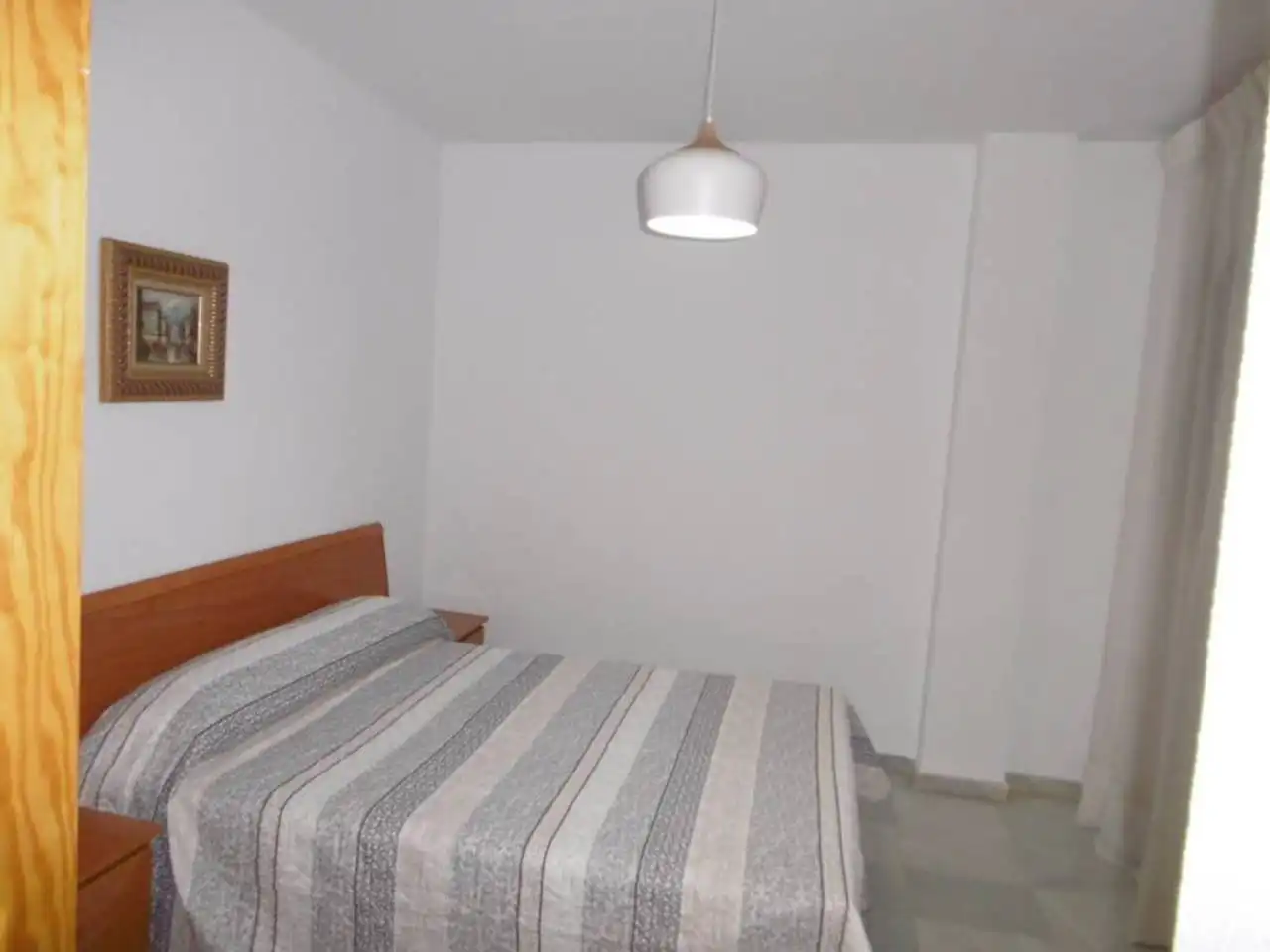 Habitación de Piso de alquiler en Almería con Amueblado