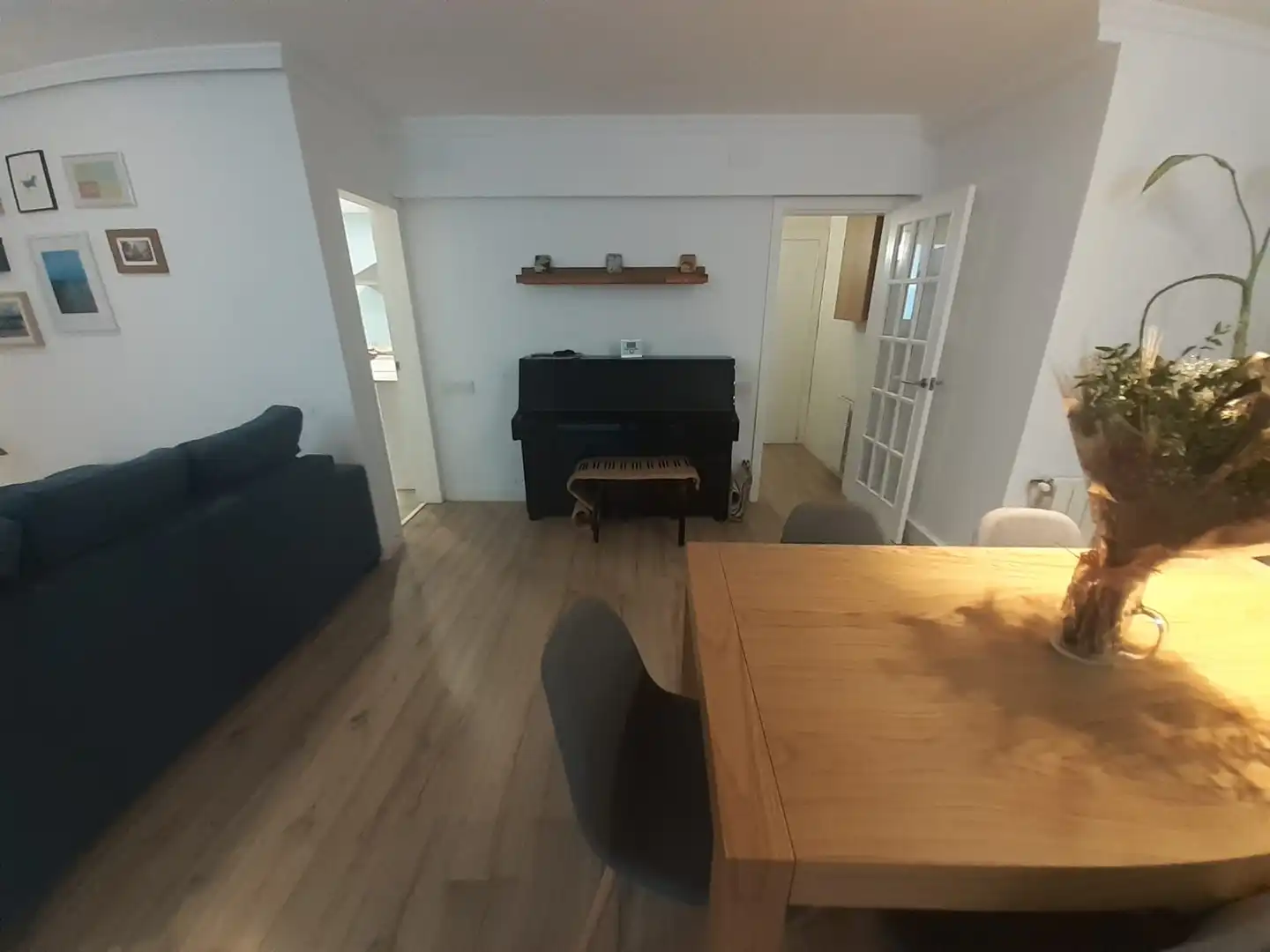 Menjador de Dúplex en venda en Barcelona amb Calefacció, Parquet i Terrassa