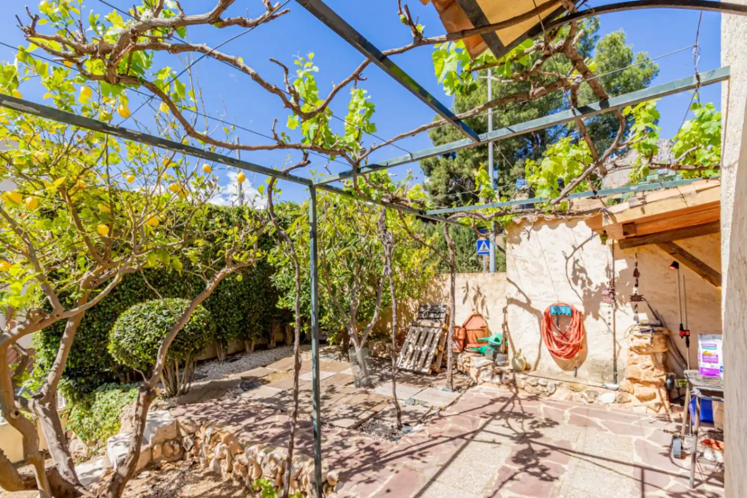 Jardín de Casa o chalet en venta en La Nucia con Calefacción, Jardín privado y Terraza