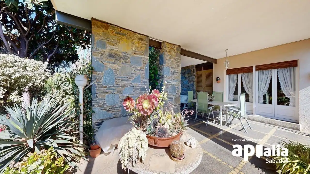 Terrassa de Casa o xalet en venda en Barberà del Vallès amb Calefacció, Jardí privat i Terrassa