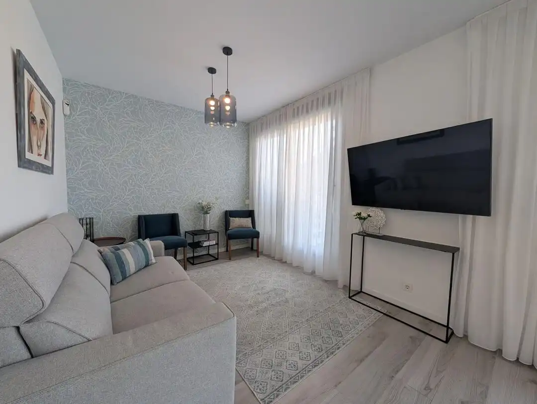 Living room of Attic for rent in Estepona  with Air Conditioner, Heating and Private garden