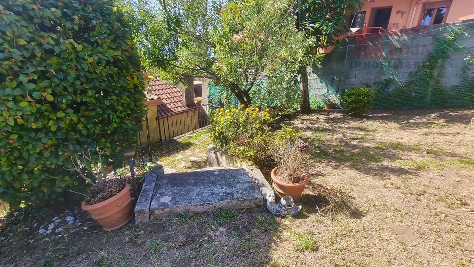 Garden of Houses for sale in Moaña  with Storage room and Furnished