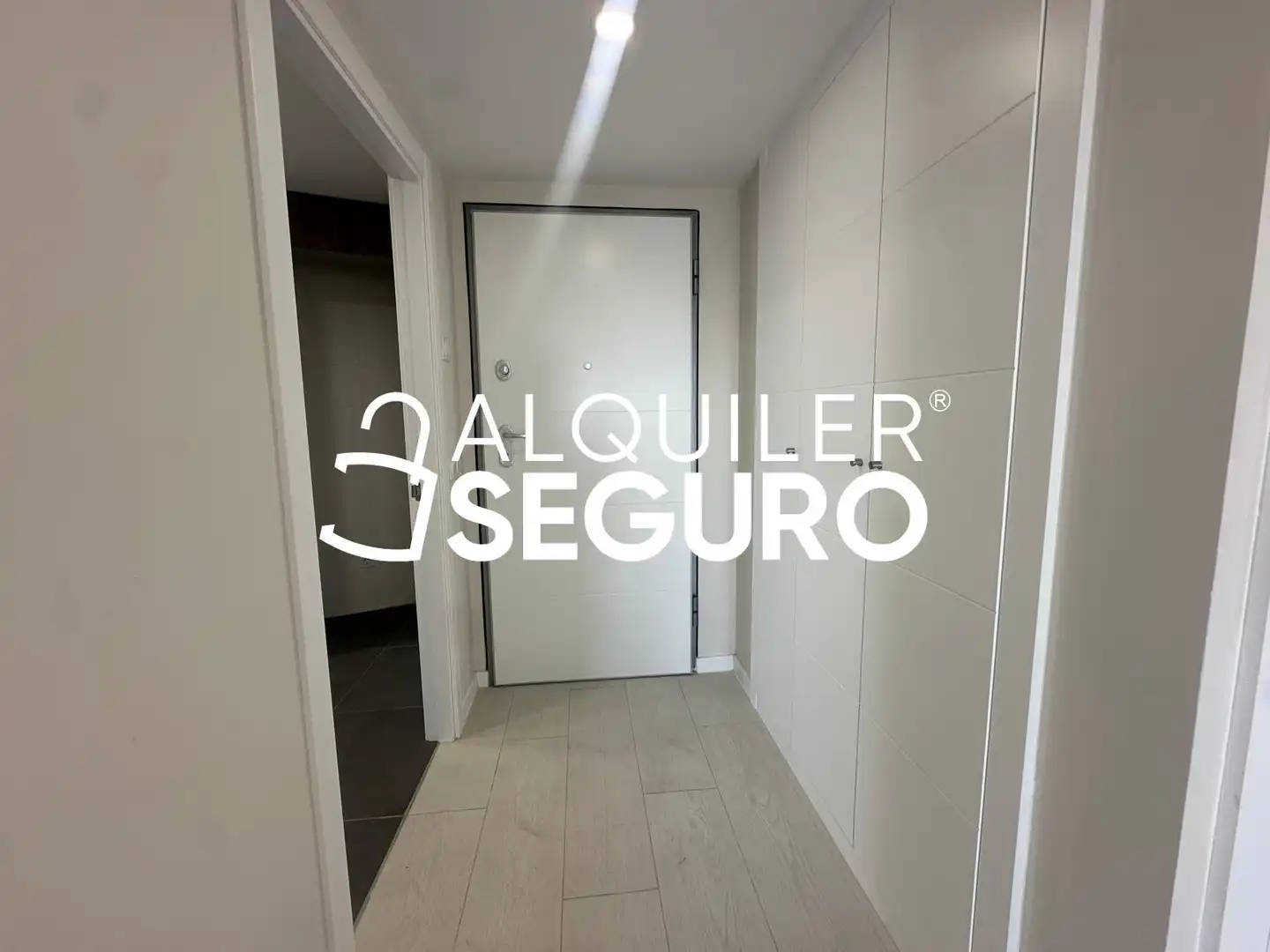 Piso de alquiler en Valencia con Aire acondicionado, Terraza y Trastero