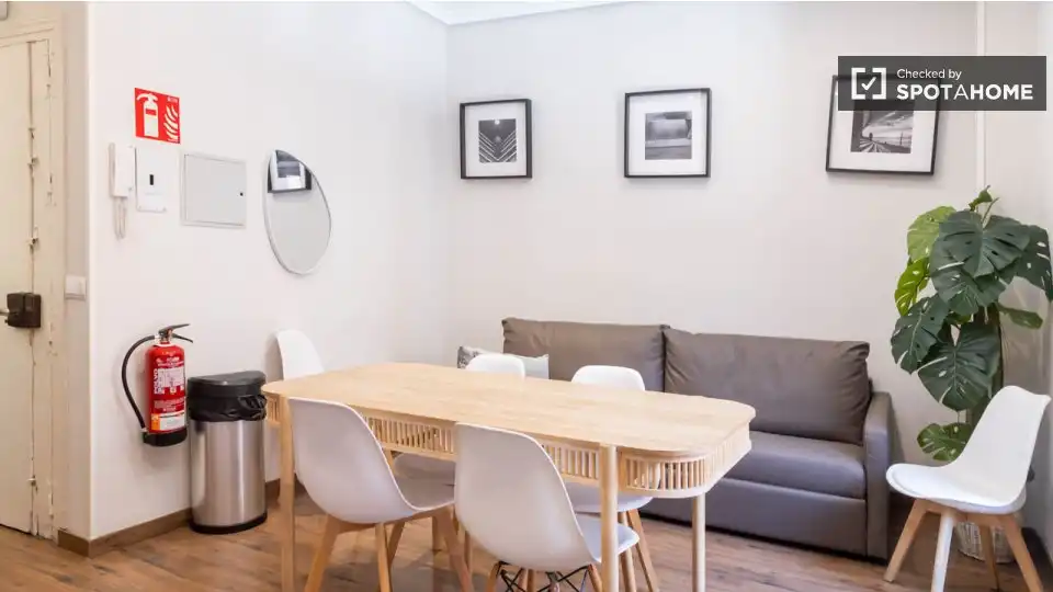 Wohnung mit Terrasse zur Miete in Centro, imagen 2