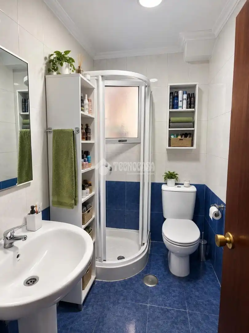 Baño de Piso en venta en Sevilla con Aire acondicionado