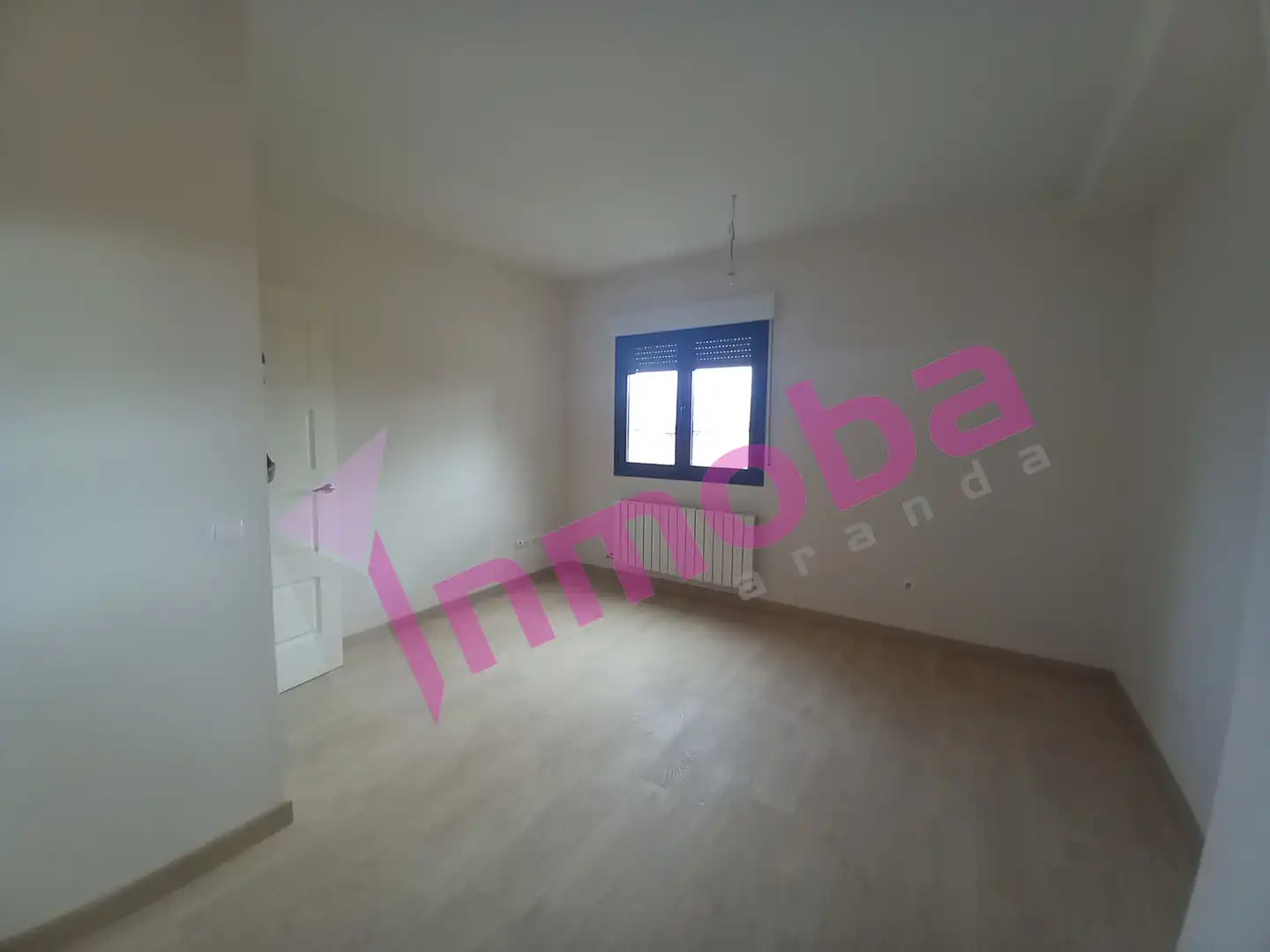 Habitación de Casa o chalet en venta en Aranda de Duero con Jardín privado, Parquet y Terraza