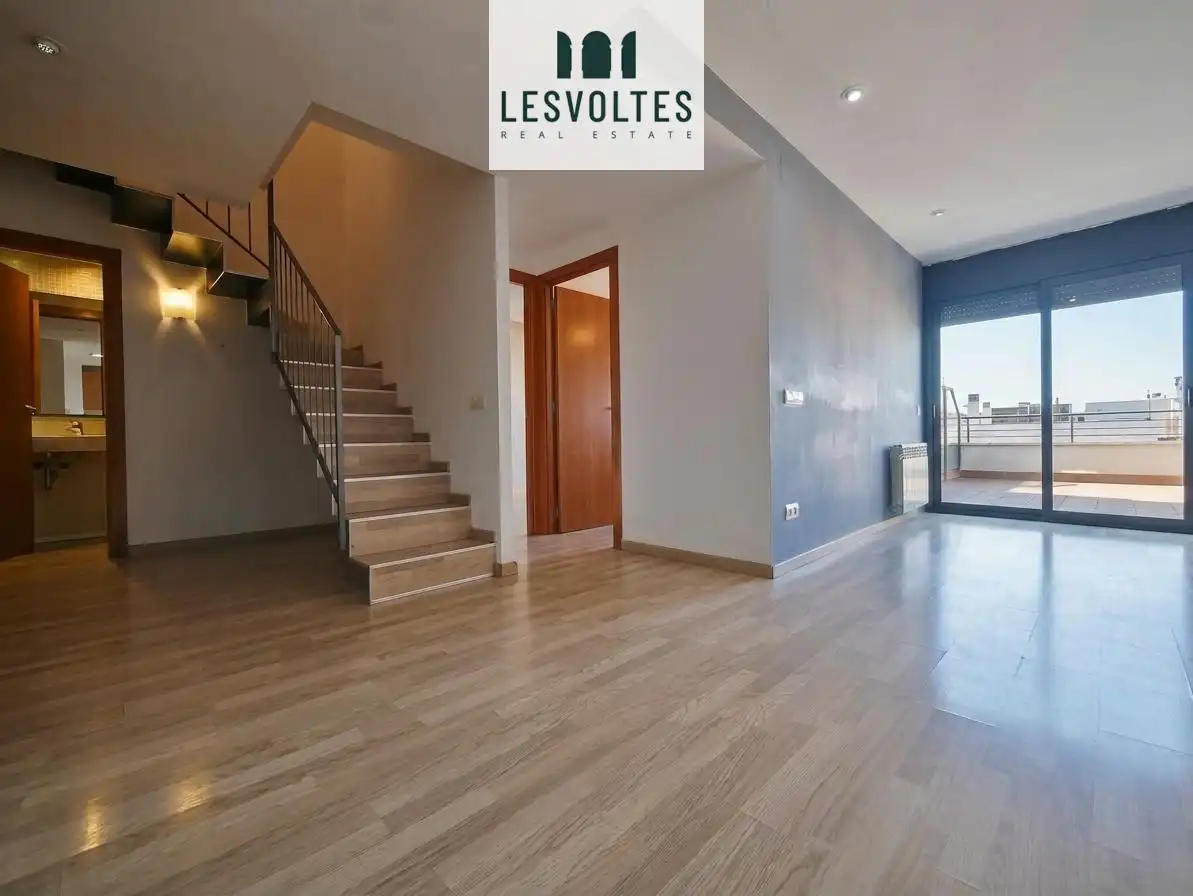 Living room of Flat for sale in Palafrugell  with Heating, Parquet flooring and Terrace