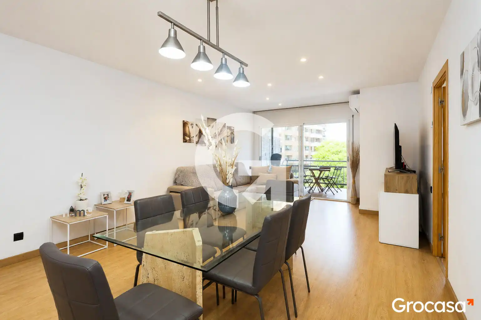 Dining room of Flat for sale in Gavà  with Air Conditioner, Heating and Oven