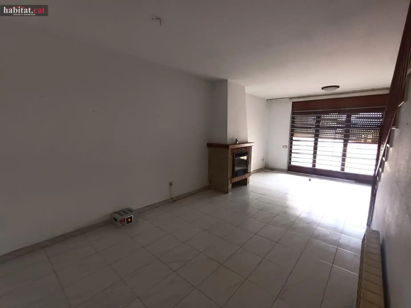 Casa adosada en venta en Cubelles con Calefacción y Balcón