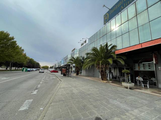 Oficina en Venta en Calle de Francisco Aritio en Estación - Los Manantiales