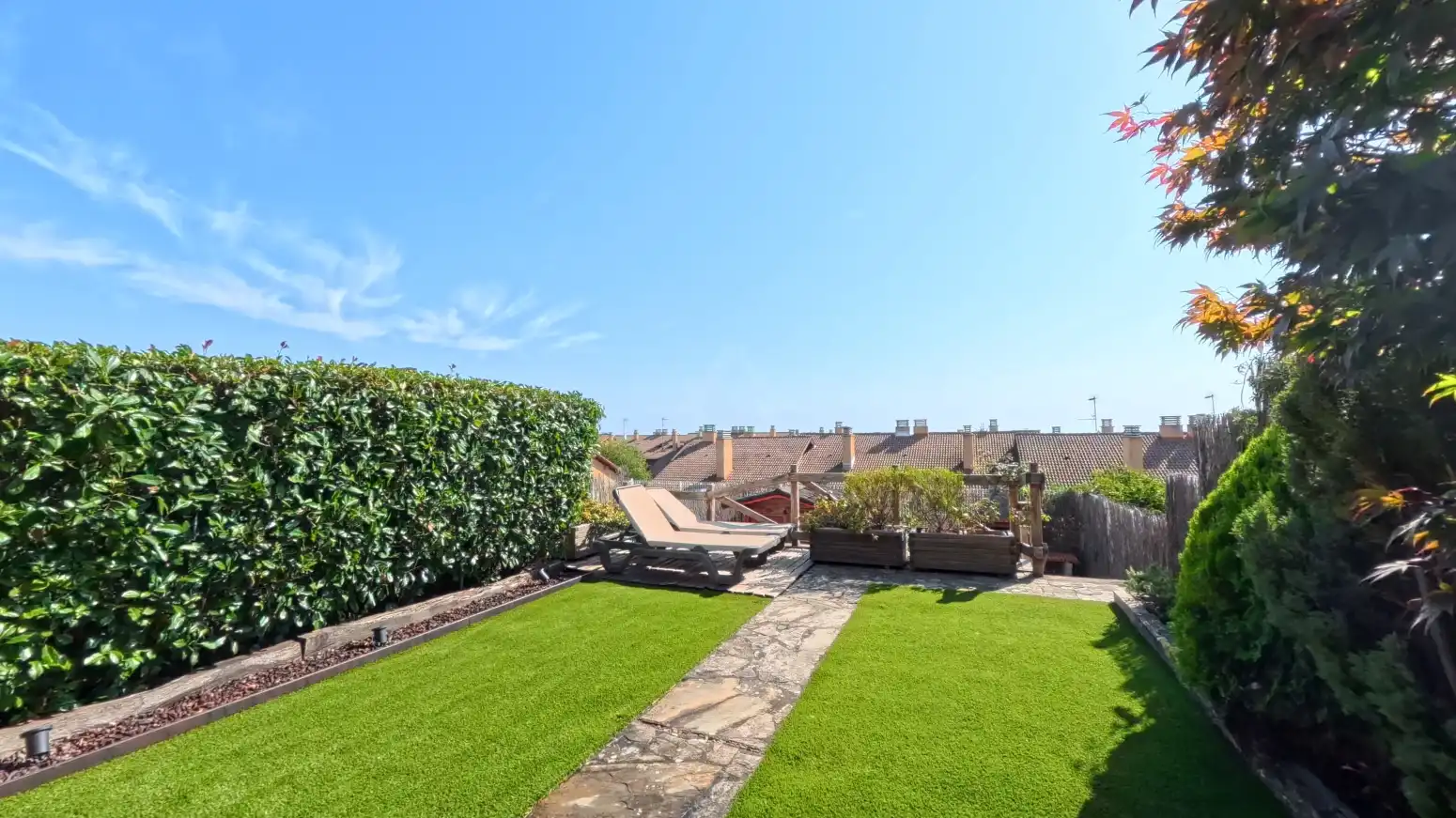 Jardín de Piso en venta en Sojuela con Calefacción, Jardín privado y Parquet