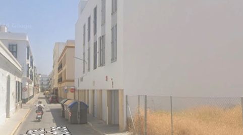 Foto 3 de Garaje de alquiler en Calle Nuestra Señora de Los Remedios, 16, Núcleo urbano, Chiclana de la Frontera