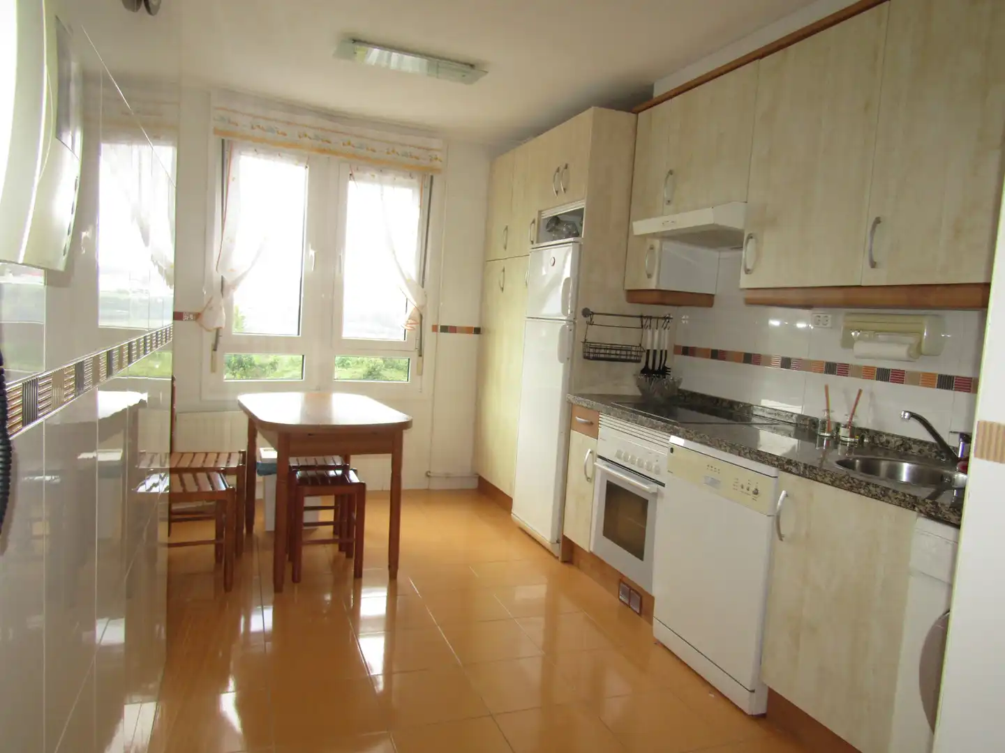 Wohnung zur Miete in Roces