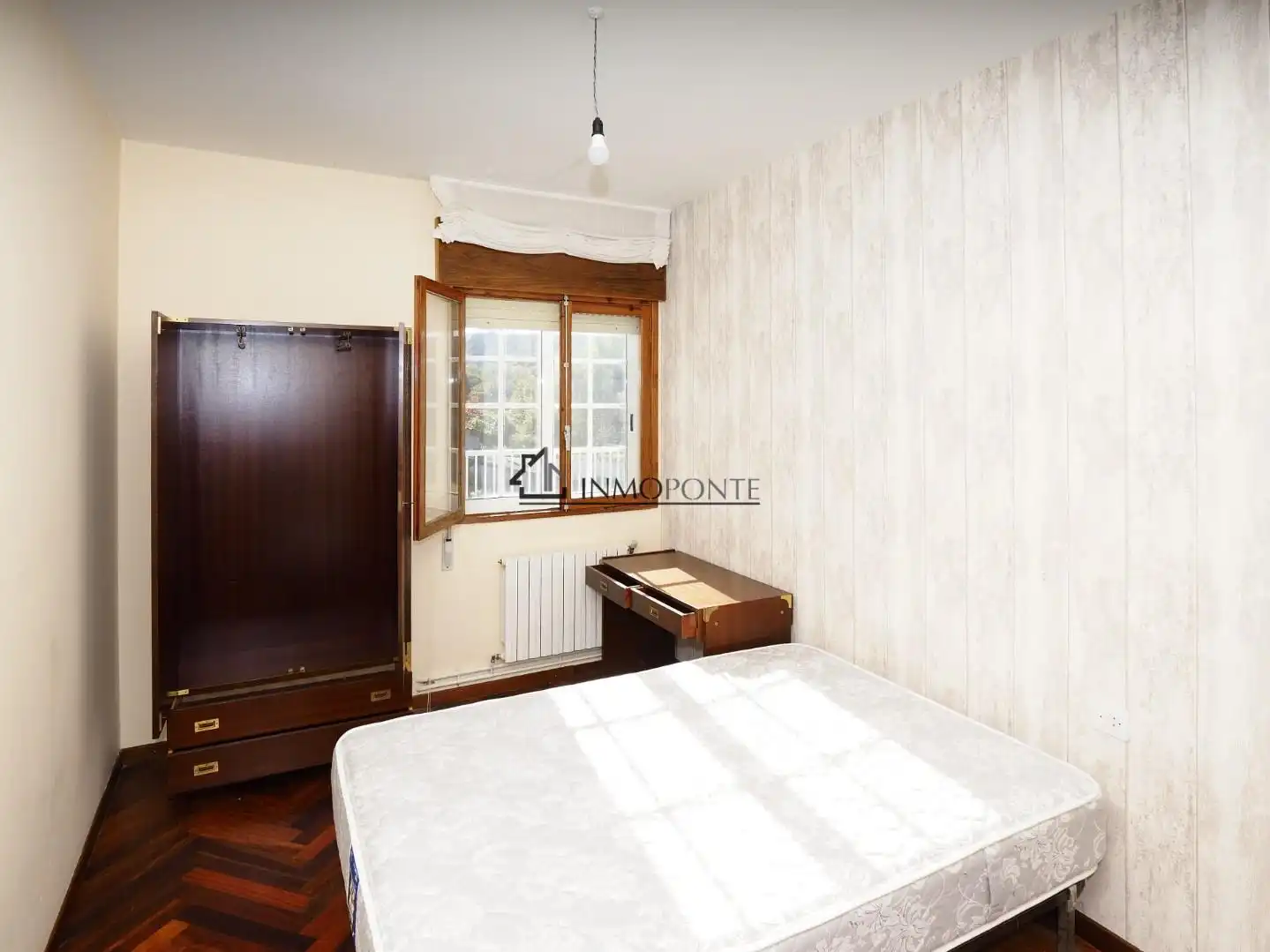 Dormitori de Casa o xalet en venda en Moraña amb Jardí privat