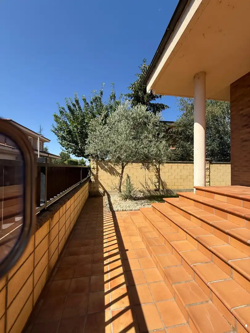 Xalet amb jardí en venda a Avenida los Peregrinos 62, imagen 4