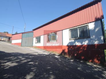Nave industrial en alquiler en Ponteareas