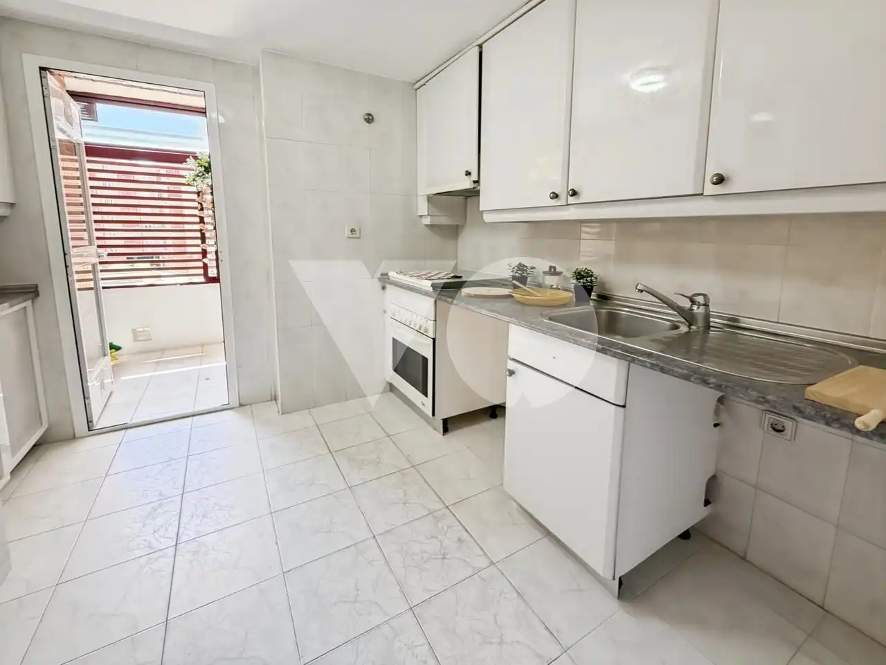 Kitchen of Flat for sale in Madrid  with Air Conditioner, Heating and Parquet flooring