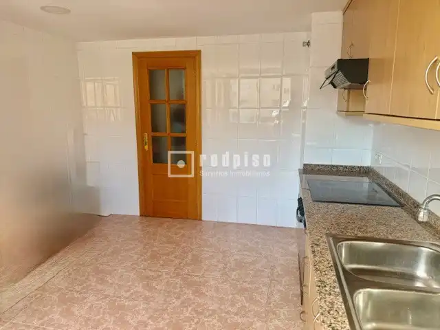 Küche von Wohnung zur Miete in Castellón de la Plana / Castelló de la Plana mit Klimaanlage und Abstellraum