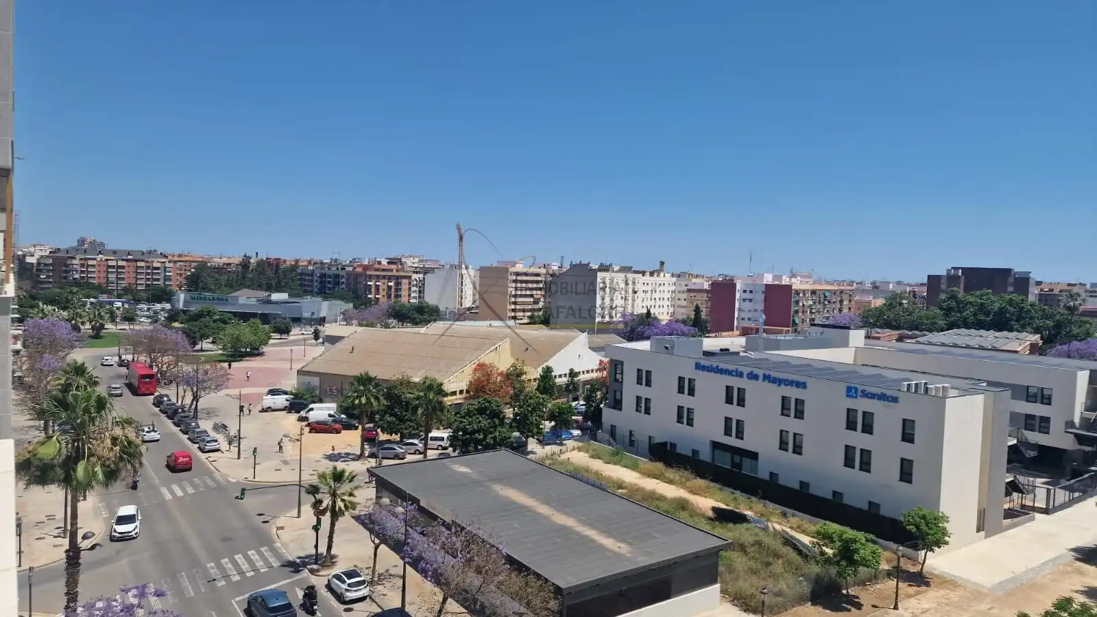 Vista exterior de Pis de lloguer en Valencia amb Aire condicionat, Parquet i Balcó