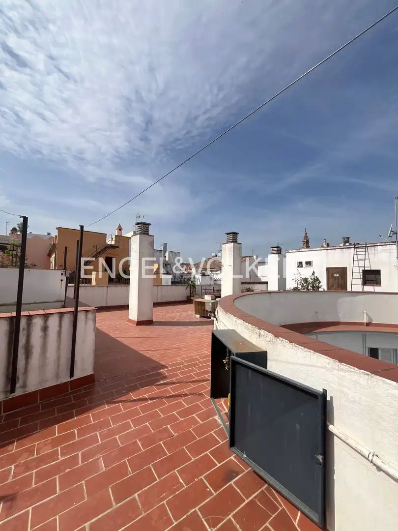 Terrassa de Pis de lloguer en Sevilla amb Aire condicionat, Calefacció i Moblat