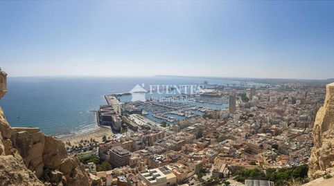 Foto 5 de Pis en venda a Casco Antiguo - Sta. Cruz - Ayuntamiento, Alicante / Alacant