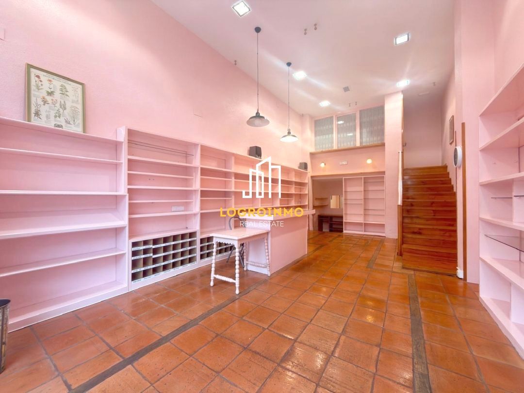 Local en venda en  Logroño amb Moblat